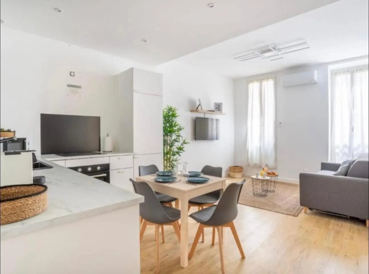 Апартаменты Cosy Azur Au Coeur Du Vieux Port Марсель 0*,  Франция